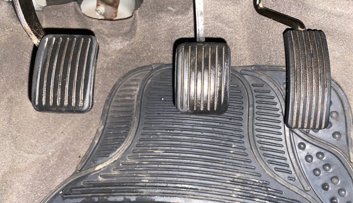 2015 Hyundai i10 MAGNA 1.1, Petrol, Manual, 48,098 km, Pedals