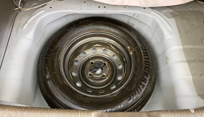 2015 Hyundai i10 MAGNA 1.1, Petrol, Manual, 48,098 km, Spare Tyre