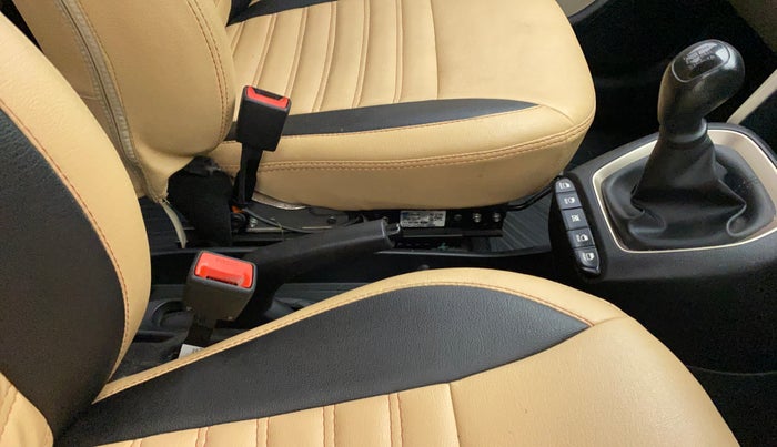 2022 Hyundai NEW SANTRO MAGNA, Petrol, Manual, 33,027 km, Gear Lever