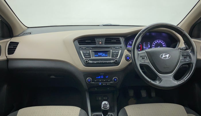2014 Hyundai Elite i20 SPORTZ (O) 1.4, Diesel, Manual, 44,530 km, Dashboard
