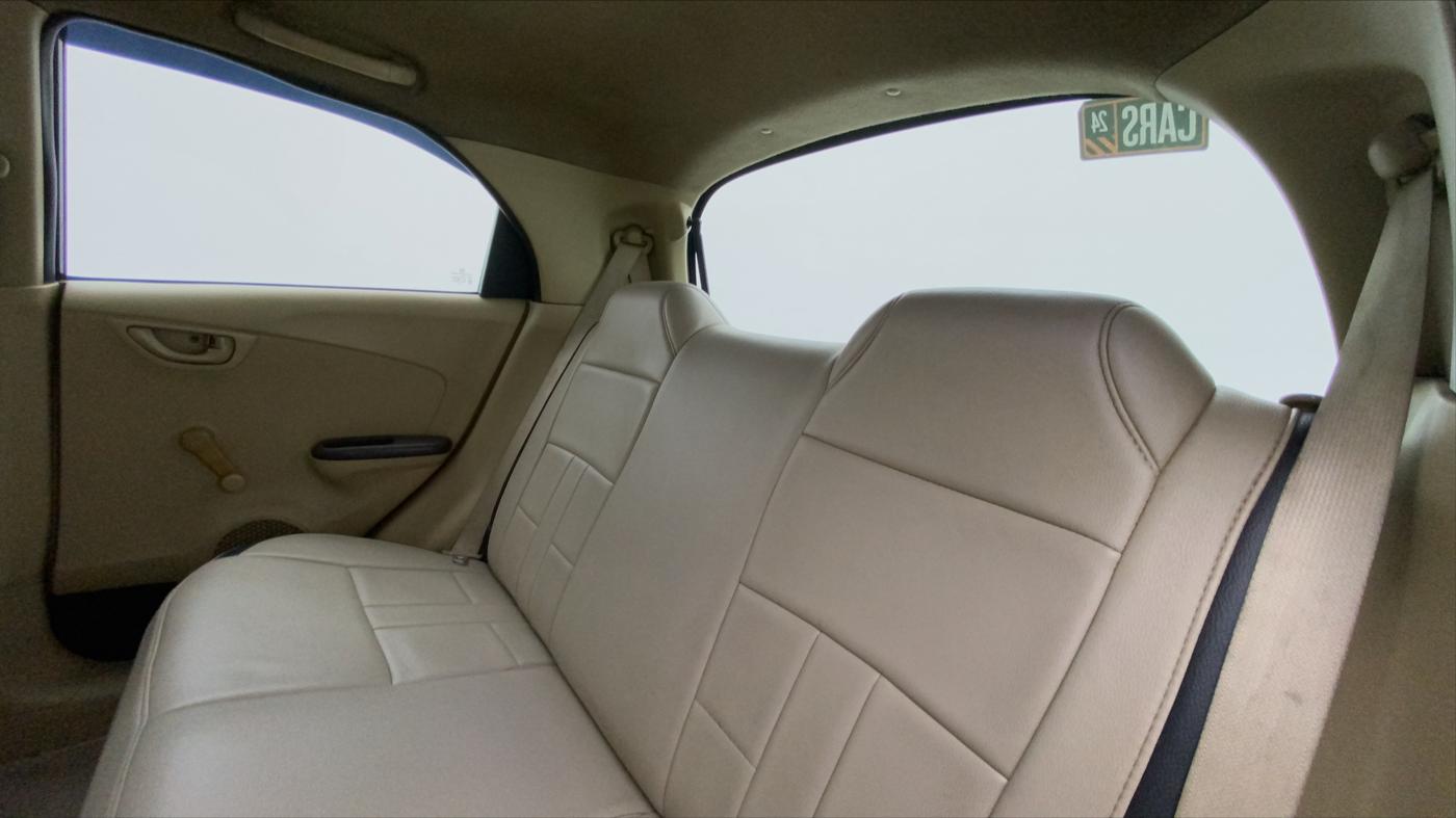 2012 Honda Brio E MT, Petrol, Manual, 1,26,185 km, Right Side Rear Door Cabin