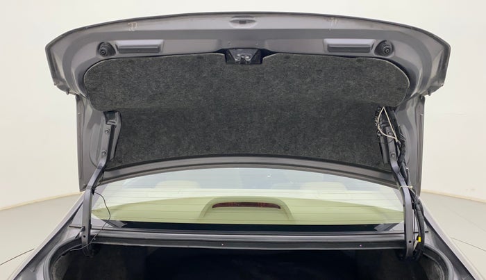 2017 Honda City 1.5L I-VTEC VX CVT, CNG, Automatic, 74,599 km, Boot Door Open