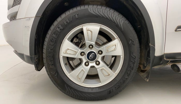 2013 Mahindra XUV500 W8, Diesel, Manual, 87,683 km, Left Front Wheel