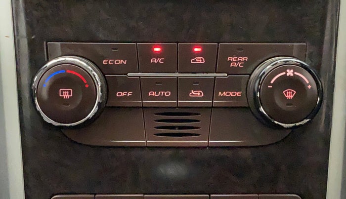 2013 Mahindra XUV500 W8, Diesel, Manual, 87,683 km, Automatic Climate Control