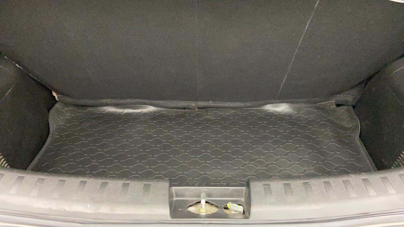 2012 Maruti Swift VXI D, Petrol, Manual, 57,503 km, Boot Inside