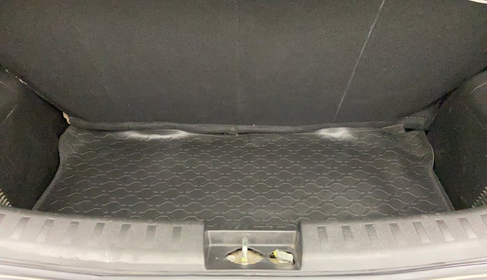 2012 Maruti Swift VXI D, Petrol, Manual, 57,503 km, Boot Inside