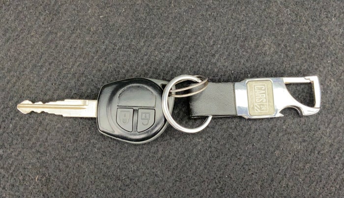 2012 Maruti Swift VXI D, Petrol, Manual, 57,503 km, Key Close Up