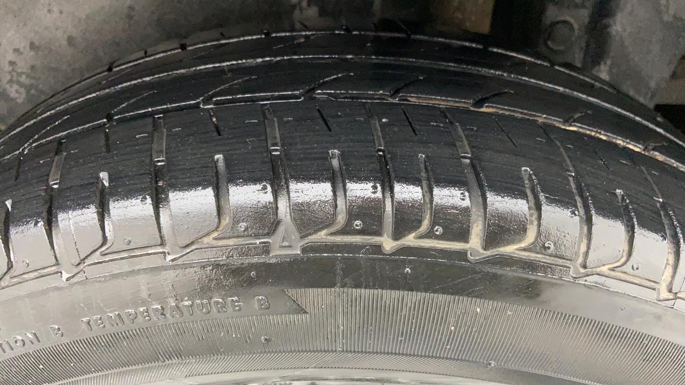 2012 Maruti Swift VXI D, Petrol, Manual, 57,503 km, Left Rear Tyre Tread