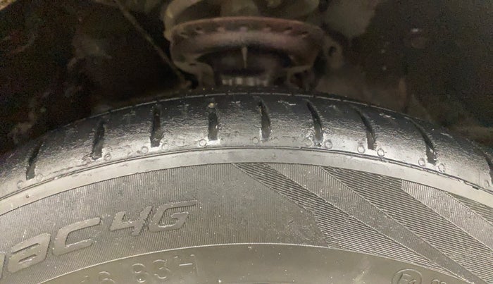 2015 Hyundai Elite i20 ASTA 1.4 CRDI, Diesel, Manual, 37,505 km, Right Front Tyre Tread