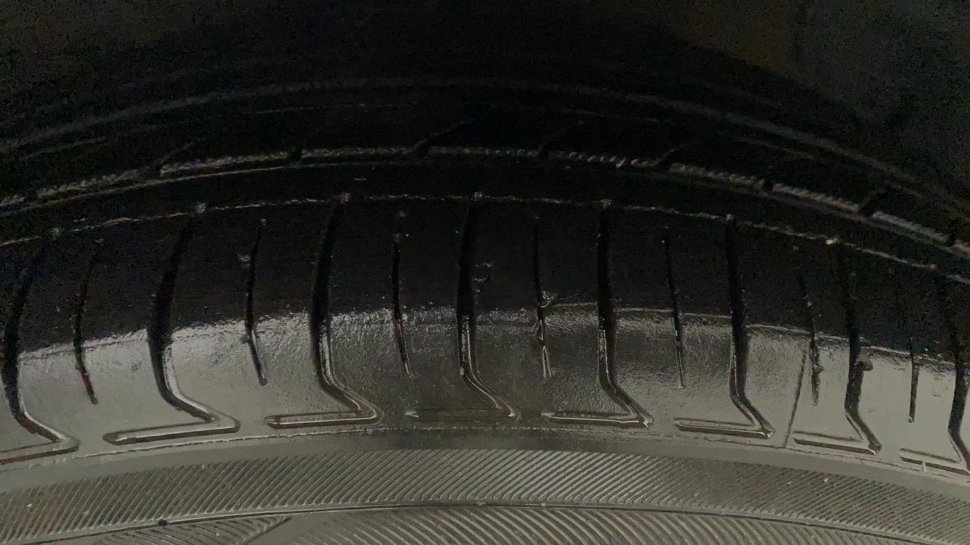 2019 Hyundai NEW SANTRO SPORTZ CNG, CNG, Manual, 77,715 km, Right Front Tyre Tread