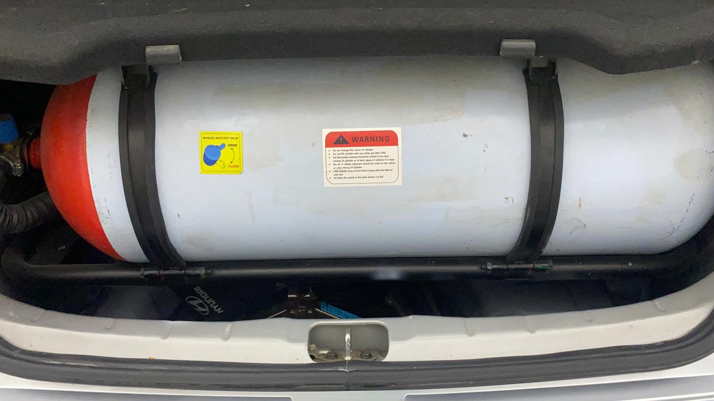 2019 Hyundai NEW SANTRO SPORTZ CNG, CNG, Manual, 77,715 km, Boot Inside