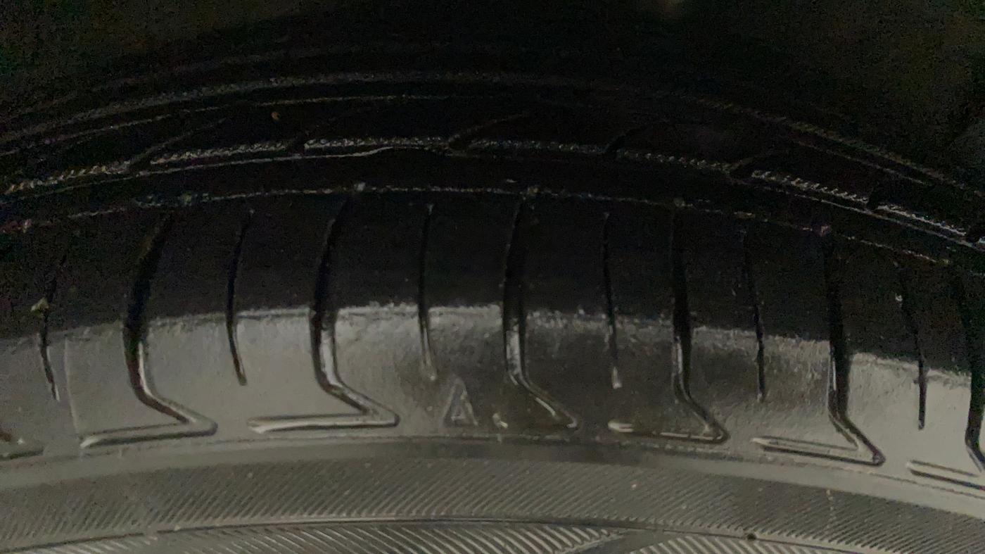 2019 Hyundai NEW SANTRO SPORTZ CNG, CNG, Manual, 77,715 km, Right Rear Tyre Tread