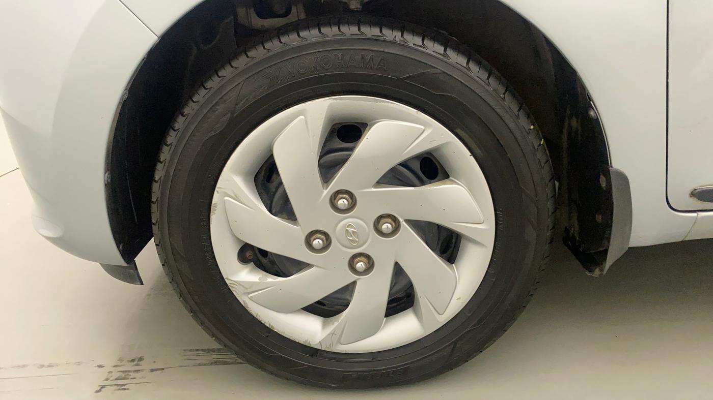 2019 Hyundai NEW SANTRO SPORTZ CNG, CNG, Manual, 77,715 km, Left Front Wheel
