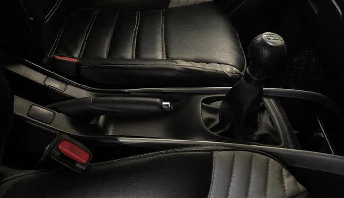 2017 Maruti Baleno DELTA PETROL 1.2, Petrol, Manual, 42,301 km, Gear Lever