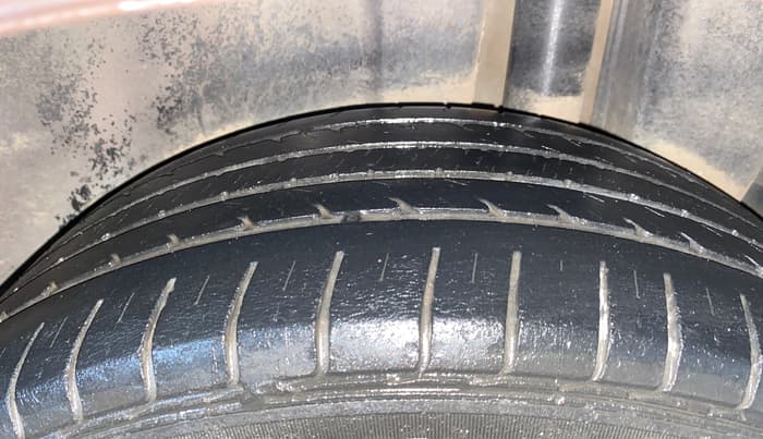 2017 Maruti Ciaz ALPHA  AT 1.4  PETROL, Petrol, Automatic, 47,132 km, Left Rear Tyre Tread