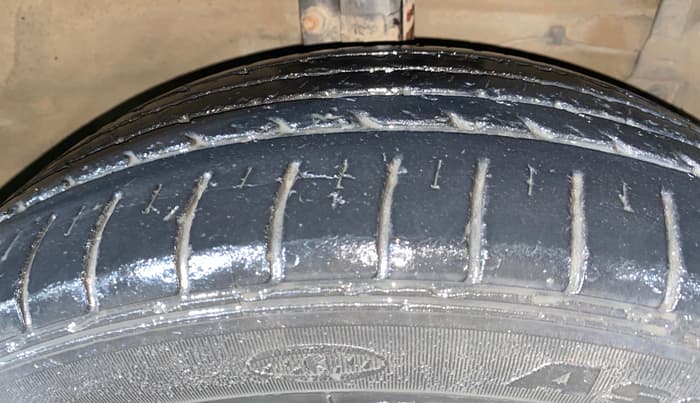 2017 Maruti Ciaz ALPHA  AT 1.4  PETROL, Petrol, Automatic, 47,132 km, Right Front Tyre Tread