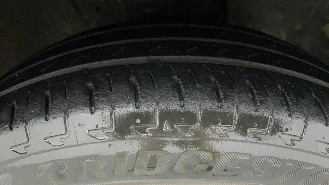 2019 Maruti IGNIS ZETA 1.2, Petrol, Manual, 27,586 km, Right Front Tyre Tread