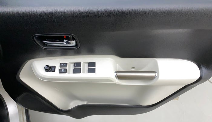 2019 Maruti IGNIS ZETA 1.2, Petrol, Manual, 27,586 km, Driver Side Door Panels Control
