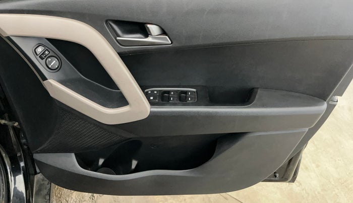 2016 Hyundai Creta SX PLUS AT 1.6 PETROL, Petrol, Automatic, 69,536 km, Driver Side Door Panels Control