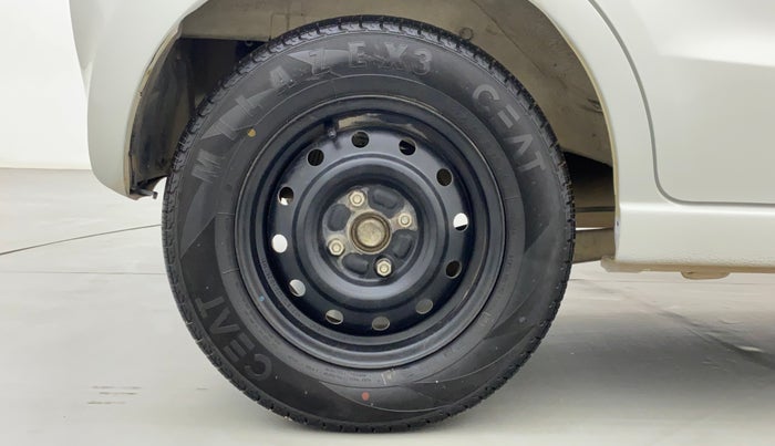 2012 Maruti A Star VXI, Petrol, Manual, 54,627 km, Right Rear Wheel