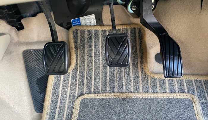 2022 Maruti Ciaz ALPHA 1.5 SHVS PETROL, Petrol, Manual, 20,693 km, Pedals