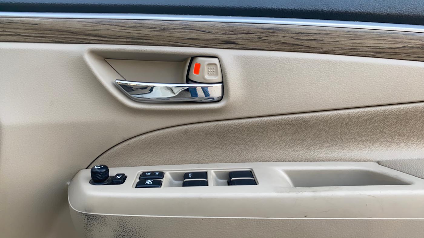 2022 Maruti Ciaz ALPHA 1.5 SHVS PETROL, Petrol, Manual, 20,693 km, Driver Side Door Panels Control