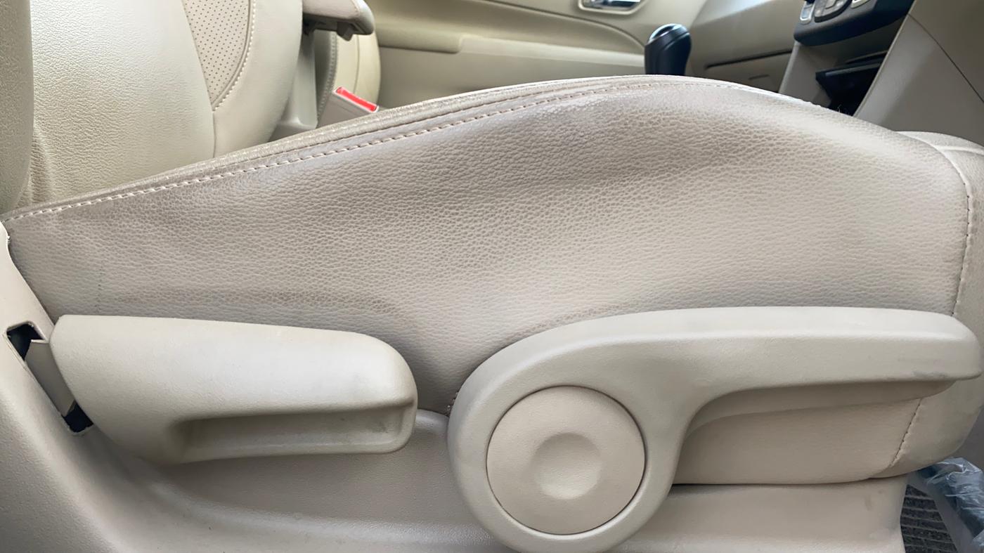 2022 Maruti Ciaz ALPHA 1.5 SHVS PETROL, Petrol, Manual, 20,693 km, Driver Side Adjustment Panel