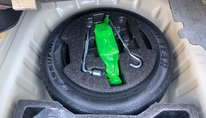 2022 Maruti Ciaz ALPHA 1.5 SHVS PETROL, Petrol, Manual, 20,693 km, Spare Tyre