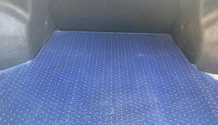 2022 Maruti Ciaz ALPHA 1.5 SHVS PETROL, Petrol, Manual, 20,693 km, Boot Inside