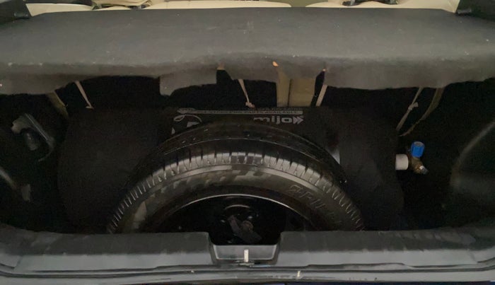 2021 Maruti Baleno ZETA PETROL 1.2, CNG, Manual, 96,223 km, Boot Inside