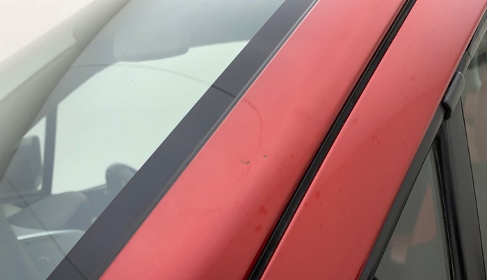 2013 Maruti Wagon R 1.0 VXI, Petrol, Manual, 75,283 km, Left A pillar - Slightly dented