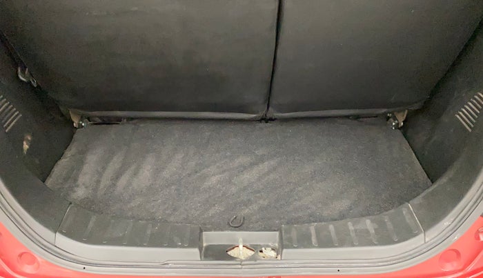 2013 Maruti Wagon R 1.0 VXI, Petrol, Manual, 75,283 km, Boot Inside