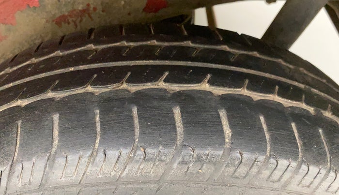 2013 Maruti Wagon R 1.0 VXI, Petrol, Manual, 75,283 km, Left Rear Tyre Tread
