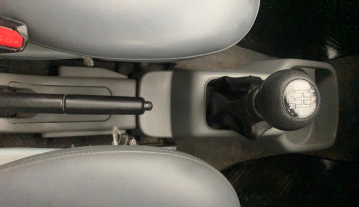 2013 Maruti Alto K10 VXI, Petrol, Manual, 70,742 km, Gear Lever