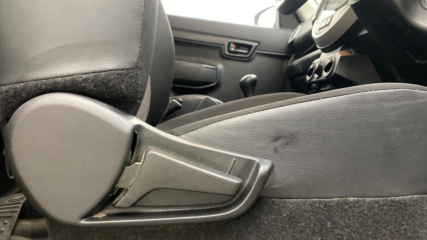 2023 Maruti S PRESSO VXI+, Petrol, Manual, 20,969 km, Driver Side Adjustment Panel