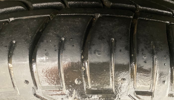 2018 Hyundai Creta SX AT 1.6 DIESEL, Diesel, Automatic, 55,317 km, Left Front Tyre Tread