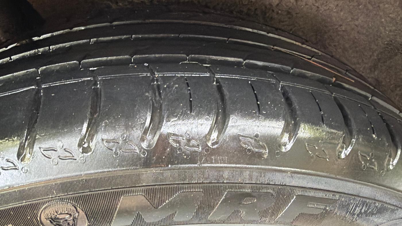 2019 Ford Ecosport TITANIUM 1.0L ECOBOOST SPORTS(SUNROOF), Petrol, Manual, 56,499 km, Right Rear Tyre Tread