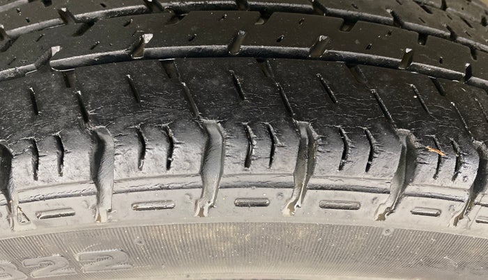 2019 Maruti Alto K10 VXI, Petrol, Manual, 38,770 km, Right Rear Tyre Tread