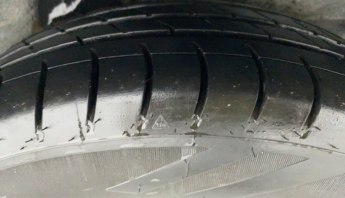 2009 Hyundai i10 MAGNA 1.2, Petrol, Manual, 37,420 km, Left Rear Tyre Tread