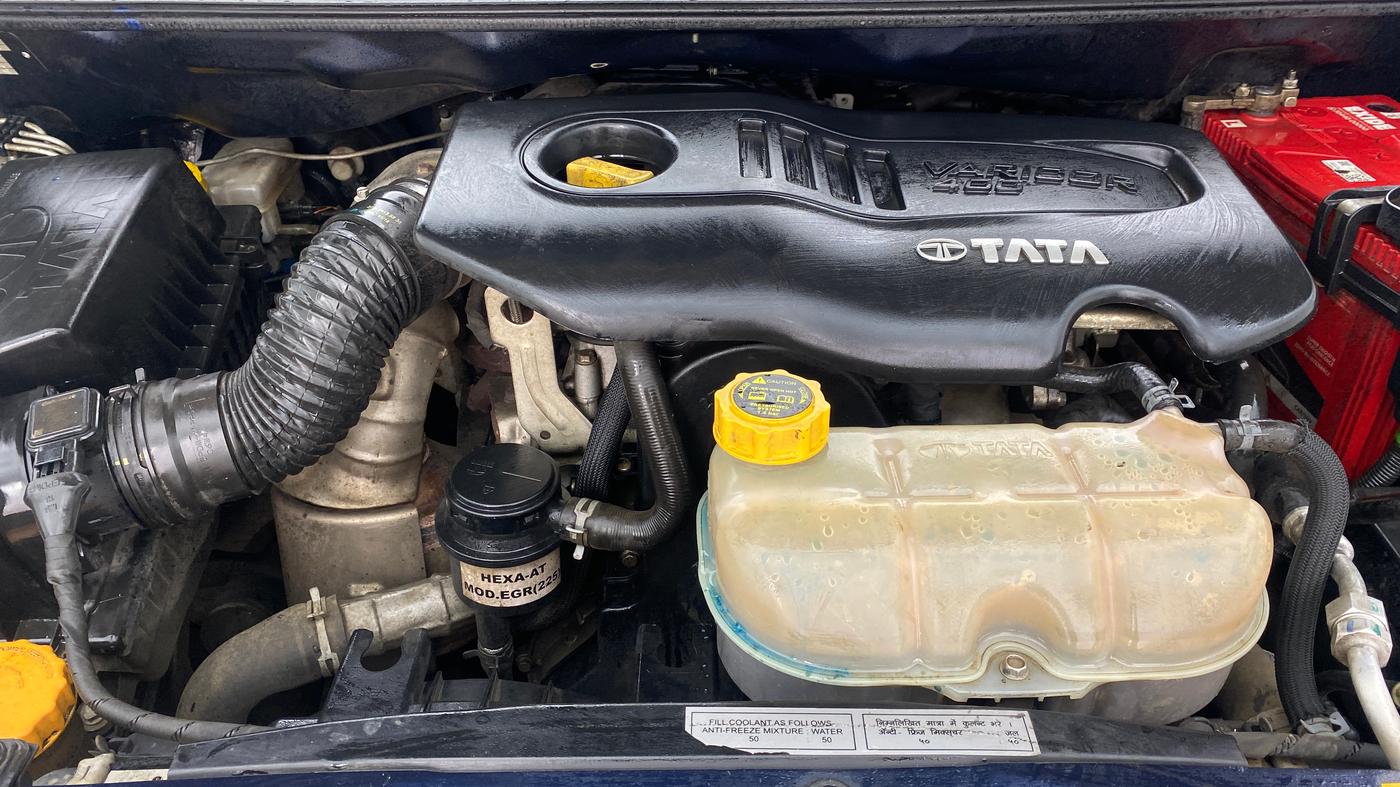 2019 Tata Hexa XTA 4X2 6 STR, Diesel, Automatic, 85,668 km, Engine View