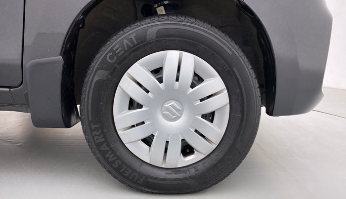 2021 Maruti Alto VXI, Petrol, Manual, 7,658 km, Right Front Wheel