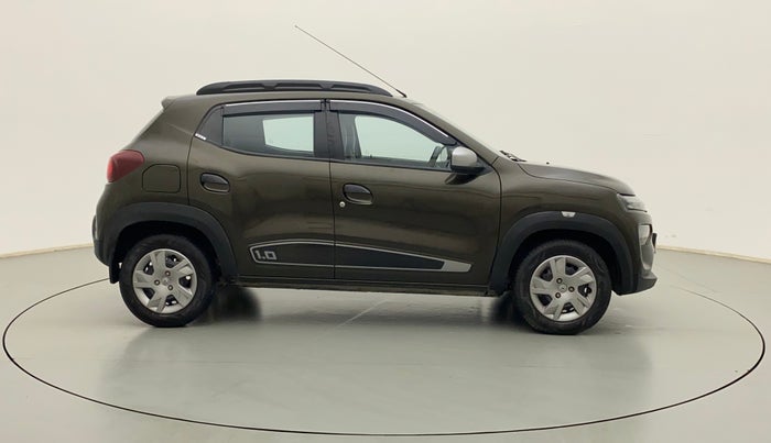 2021 Renault Kwid RXT 1.0 (O), Petrol, Manual, 34,609 km, Right Side View
