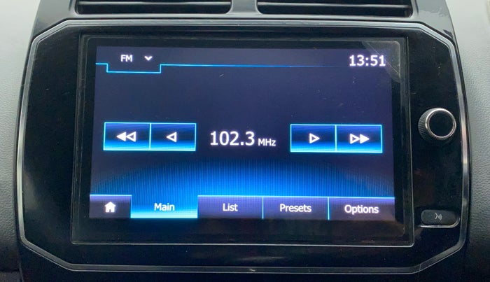 2021 Renault Kwid RXT 1.0 (O), Petrol, Manual, 34,609 km, Infotainment System