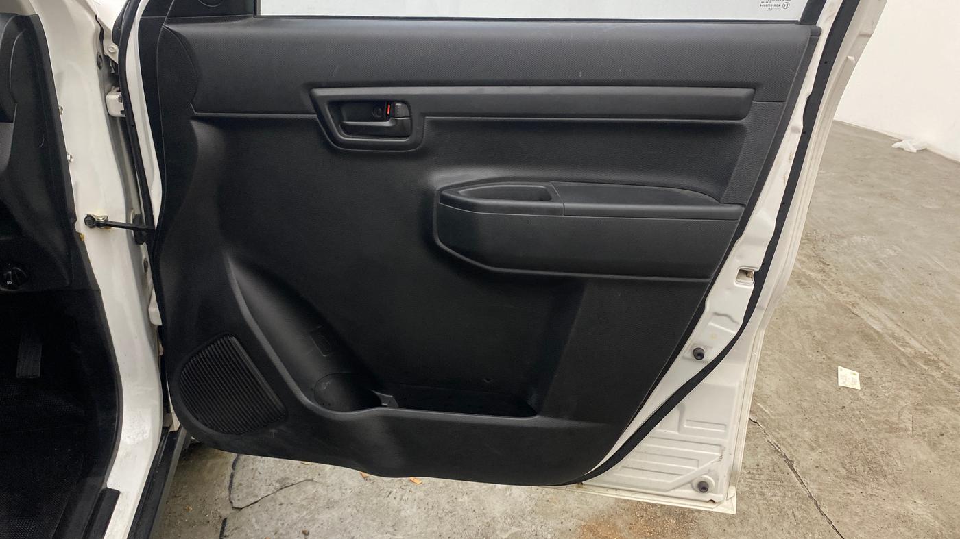 2020 Maruti S PRESSO VXI AMT, Petrol, Automatic, 25,442 km, Driver Side Door Panels Control