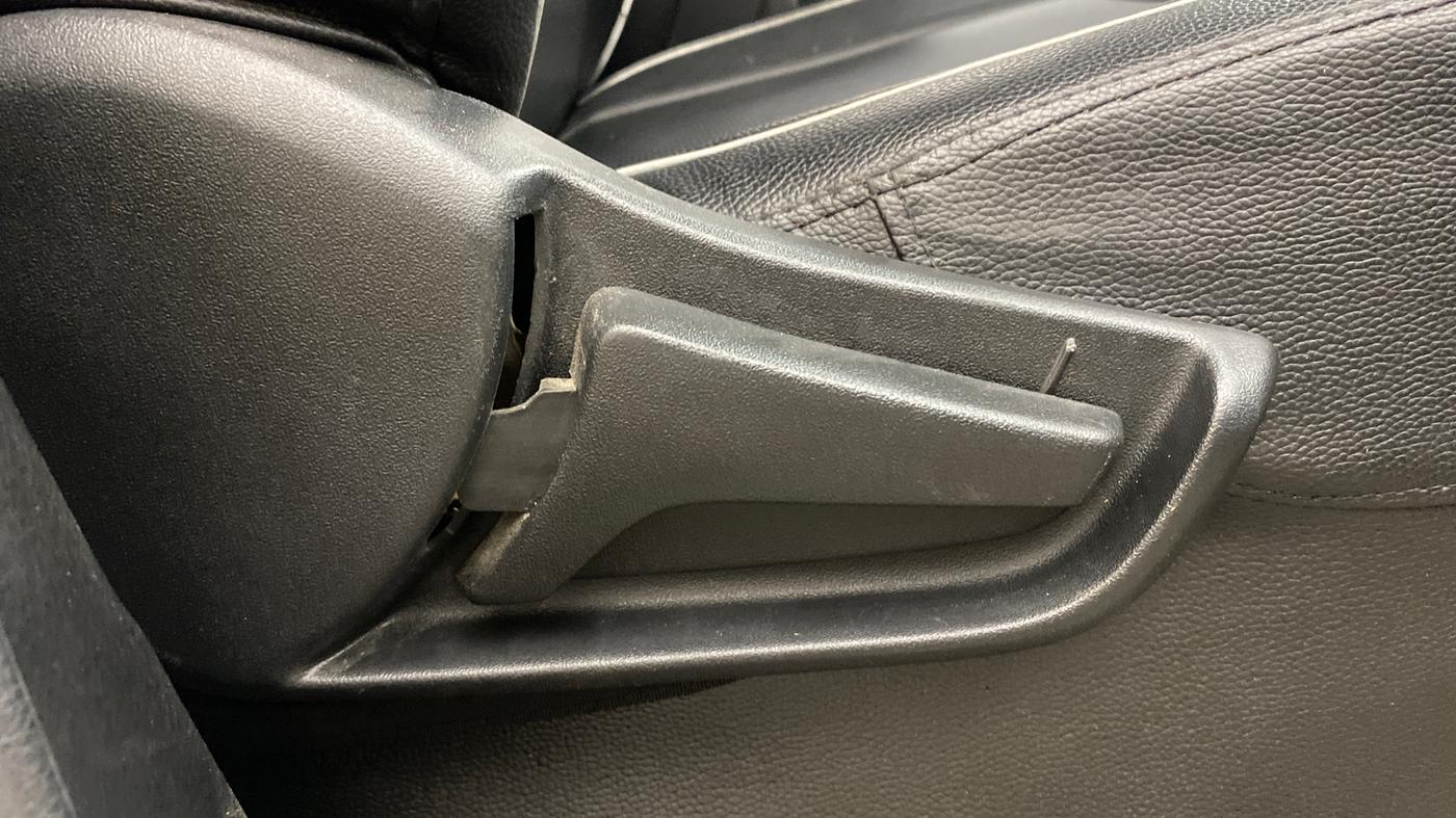 2020 Maruti S PRESSO VXI AMT, Petrol, Automatic, 25,442 km, Driver Side Adjustment Panel