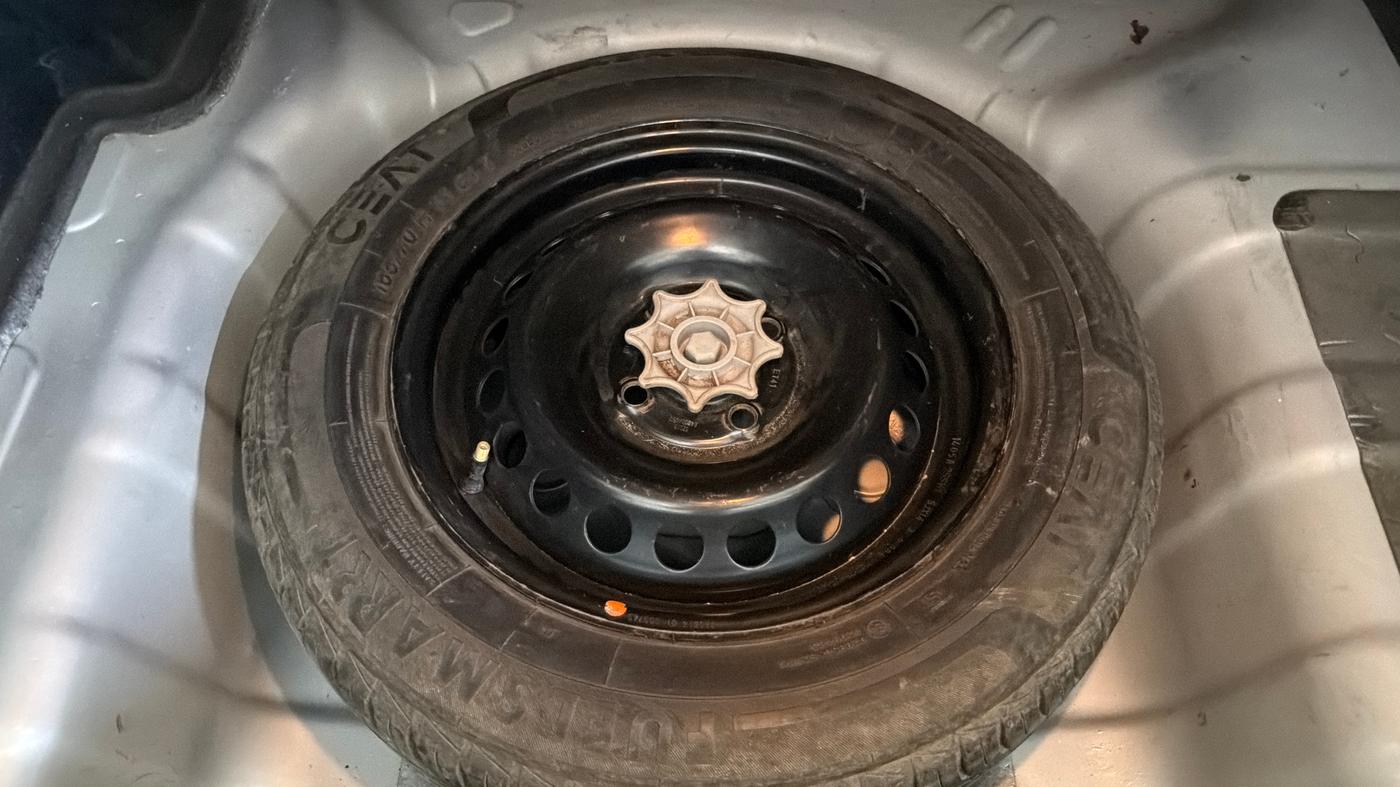 2014 Hyundai Xcent S (O) 1.2, Petrol, Manual, 79,412 km, Spare Tyre