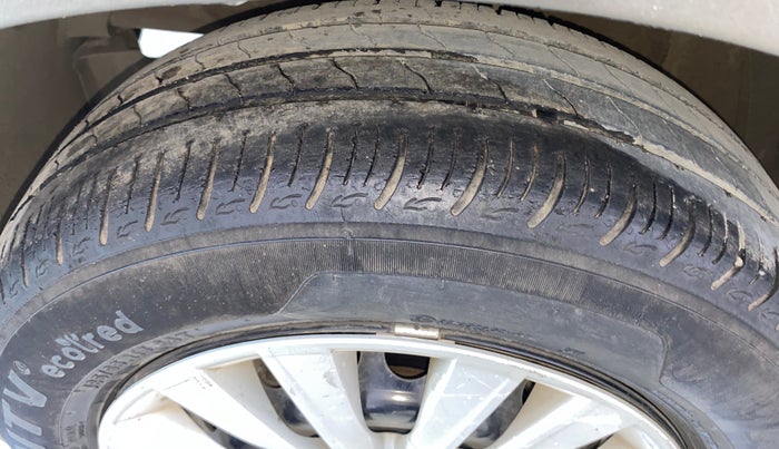 2020 Maruti Baleno DELTA PETROL 1.2, Petrol, Manual, 46,743 km, Left Front Tyre Tread