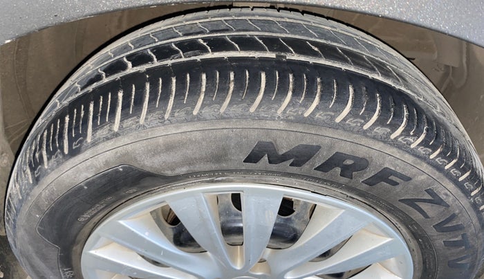 2020 Maruti Baleno DELTA PETROL 1.2, Petrol, Manual, 46,743 km, Right Front Tyre Tread