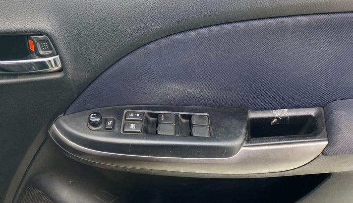 2020 Maruti Baleno DELTA PETROL 1.2, Petrol, Manual, 46,743 km, Driver Side Door Panels Control