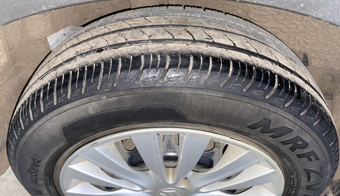 2020 Maruti Baleno DELTA PETROL 1.2, Petrol, Manual, 46,743 km, Right Rear Tyre Tread